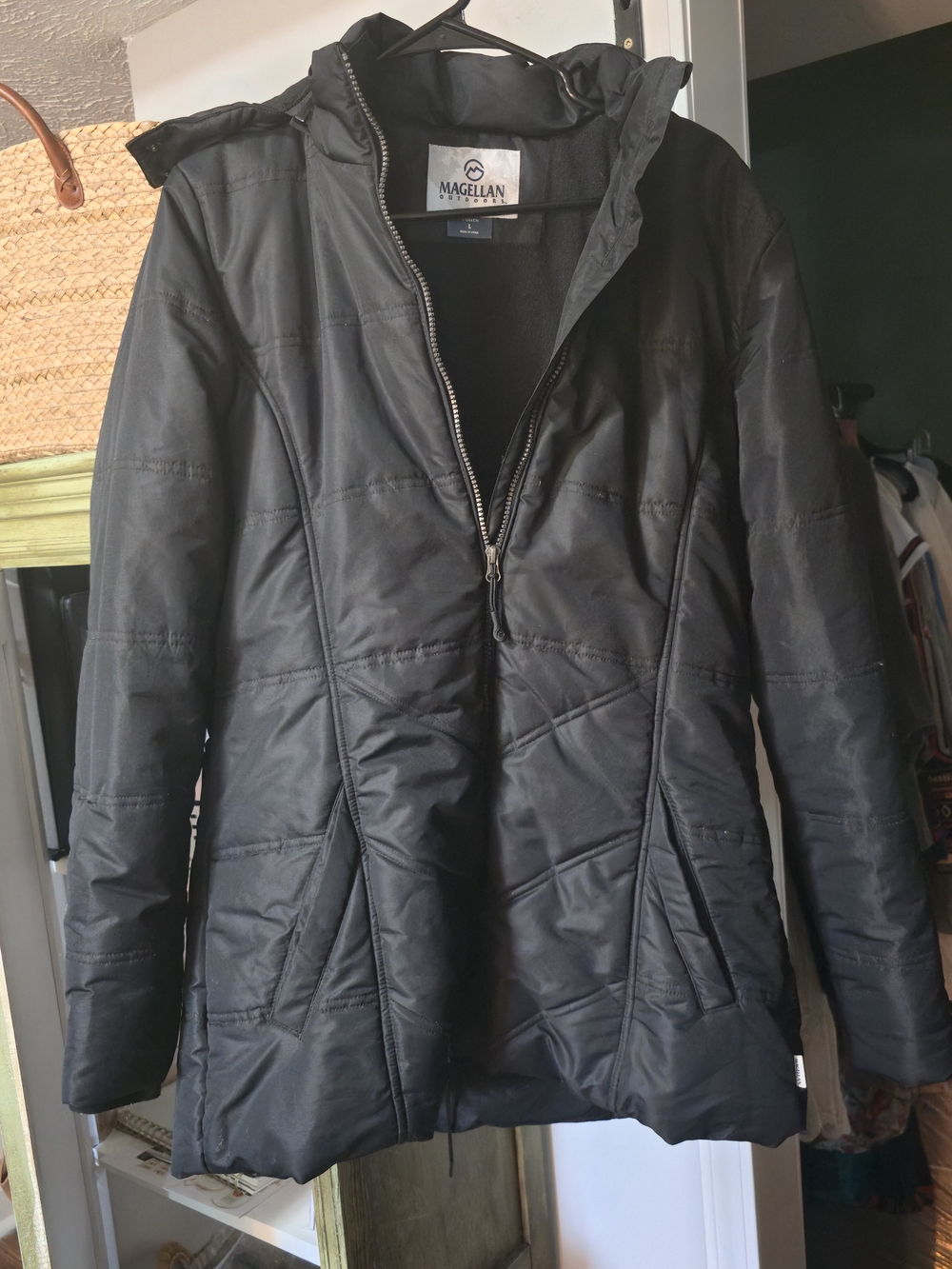 Magellan Outdoors Women's Black Insulated Hooded Jacket